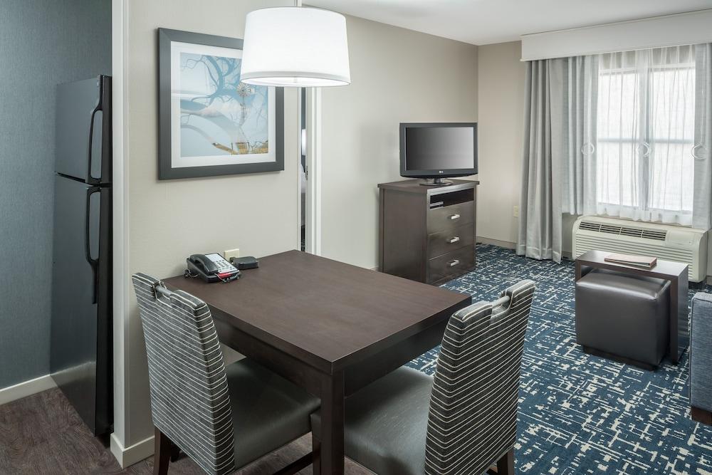 Homewood Suites By Hilton Cedar Rapids-North Dış mekan fotoğraf