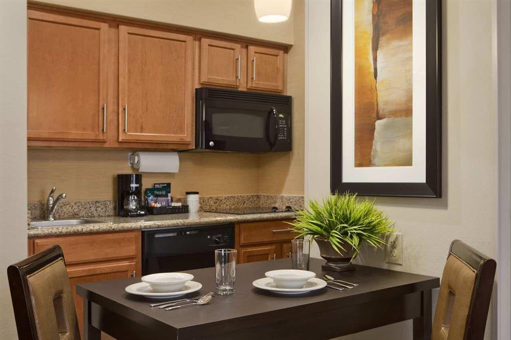 Homewood Suites By Hilton Cedar Rapids-North Oda fotoğraf